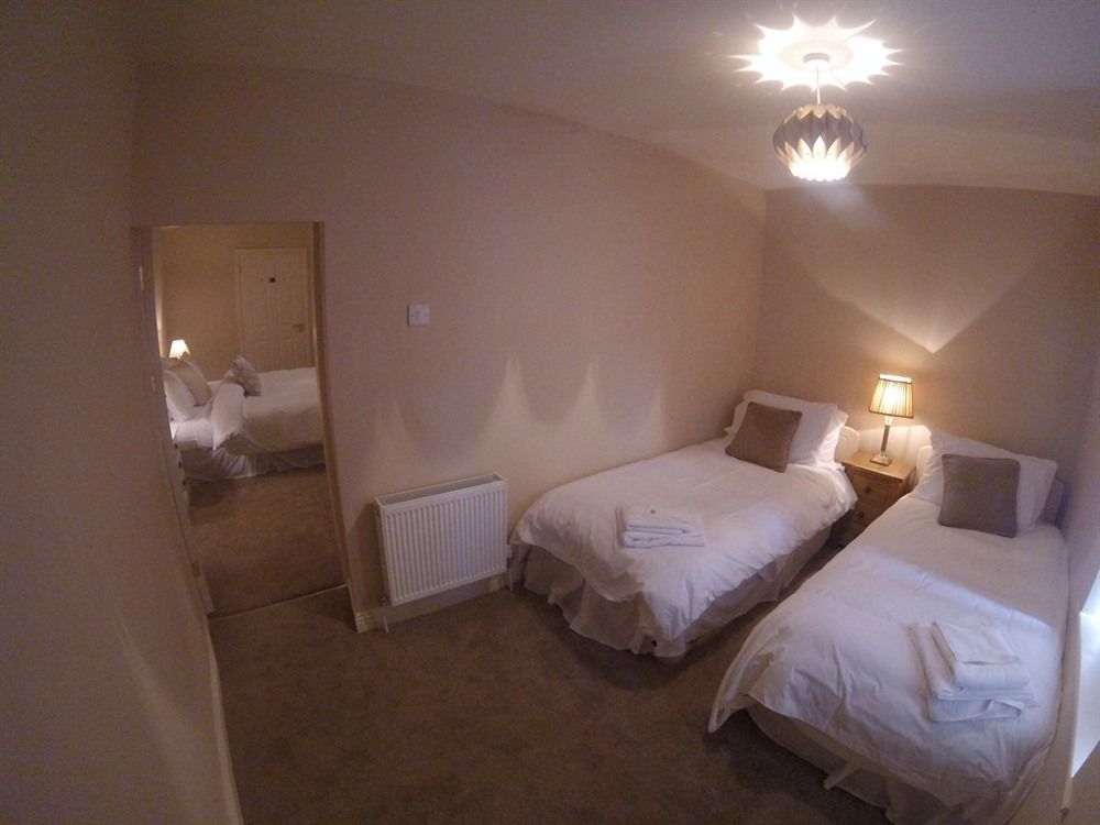 The Townhouse 2* Milltown Malbay